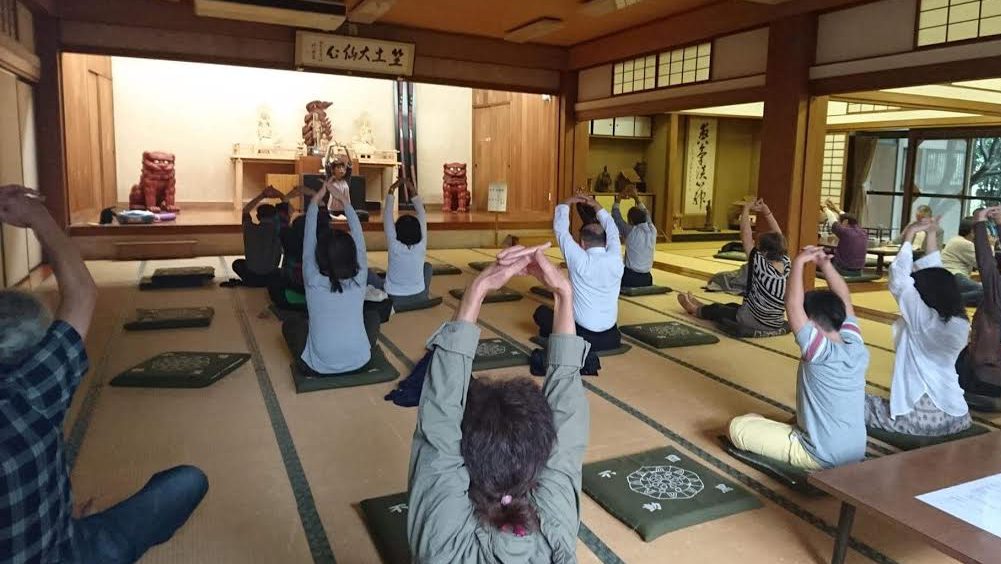 目黒不動尊檀家さん向けヨガ